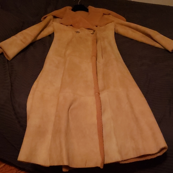 Vintage Karl Lagerfeld shearling fall-winter 1997 - Picture 2 of 6